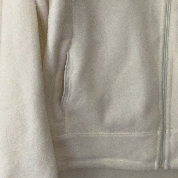NWOT fleece off white jacket/sweater - Picture 3 of 8